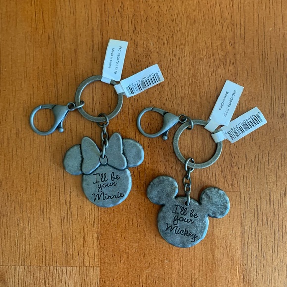 Mickey and Minnie Mouse Keychain Set - Picture 1 of 2